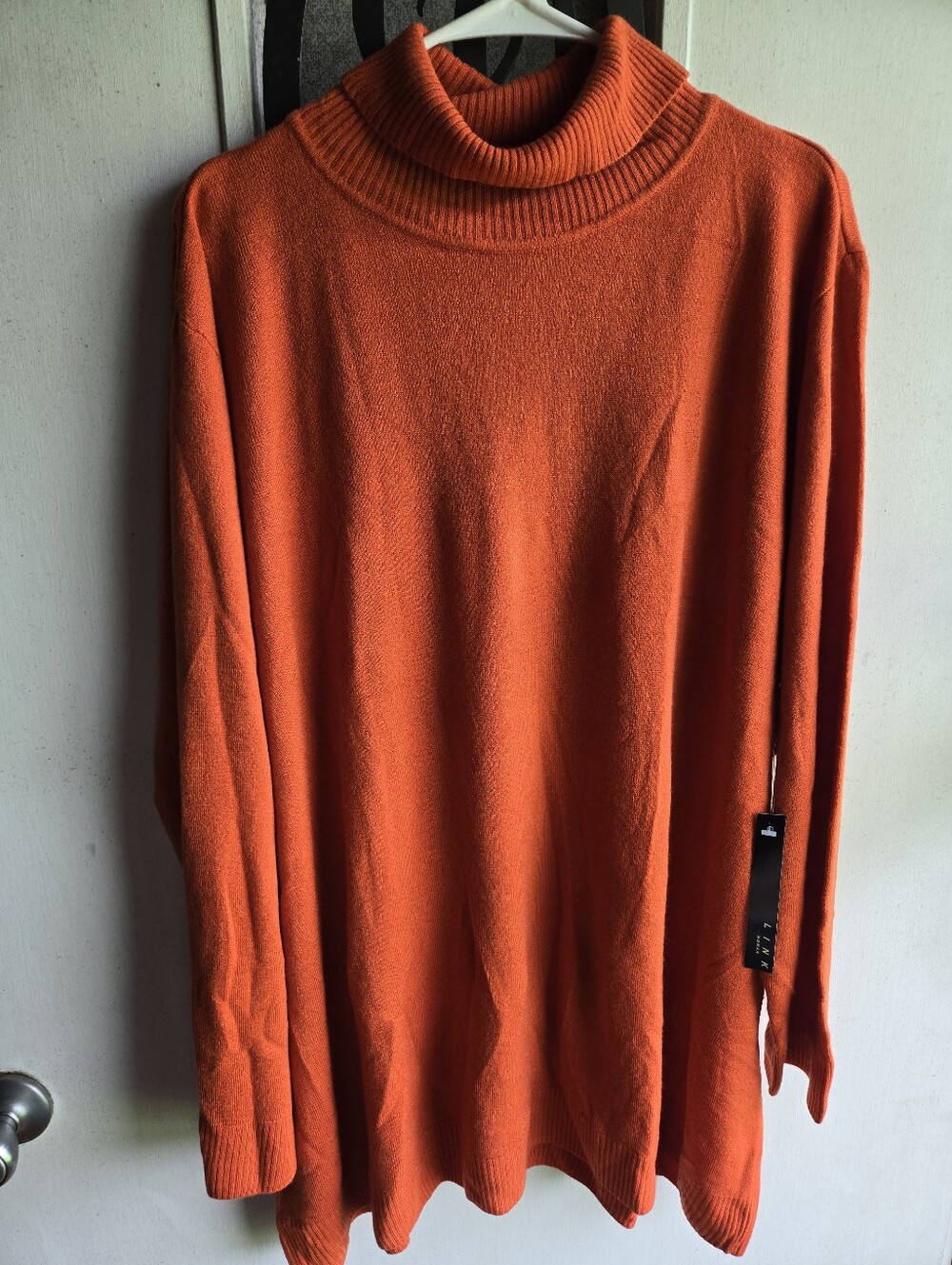 Link Woman Rust Orange Turtleneck Sweater NWT